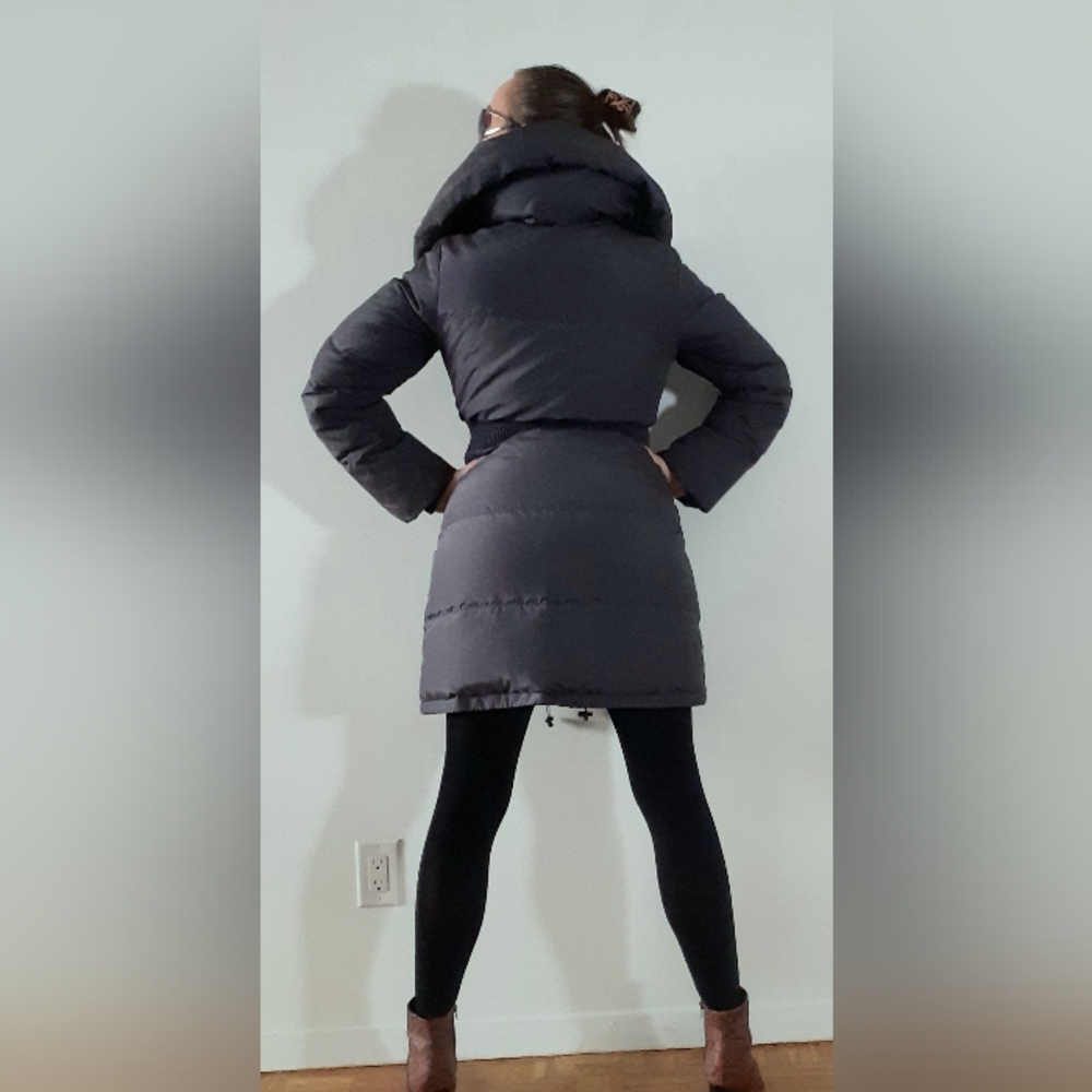 Danier down-filled winter coat/ jacket in grey - Picture 5 of 13
